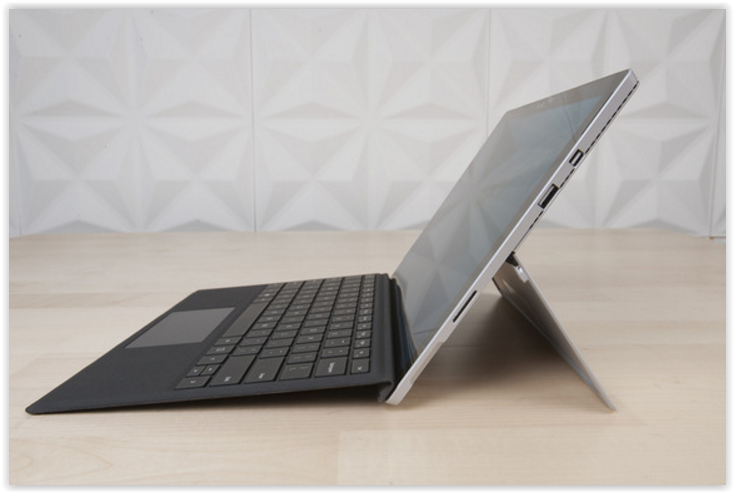 Surface Pro 4 (béquille)