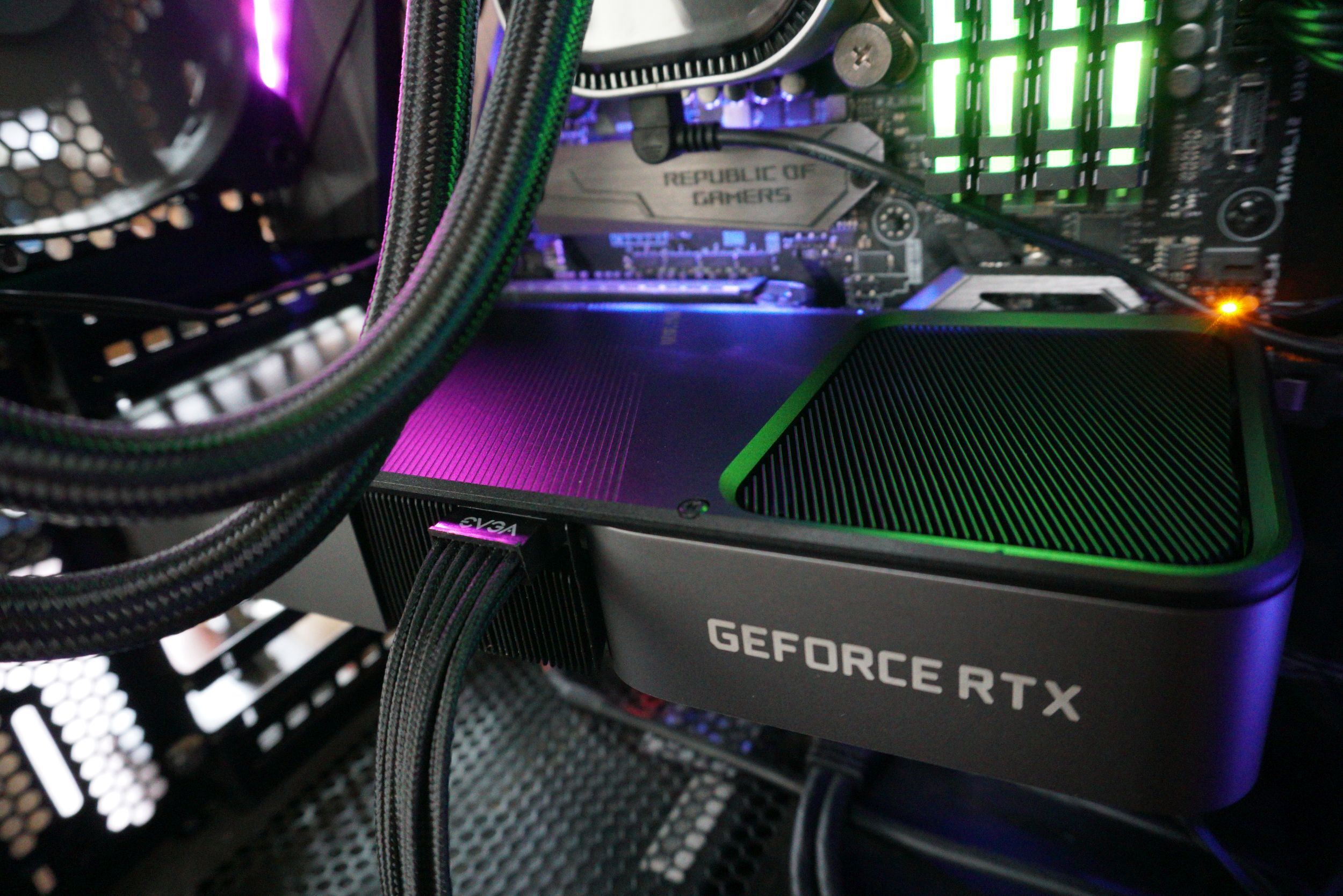 Test NVIDIA Geforce RTX 3060 Ti : le milieu de gamme ultra convaincant